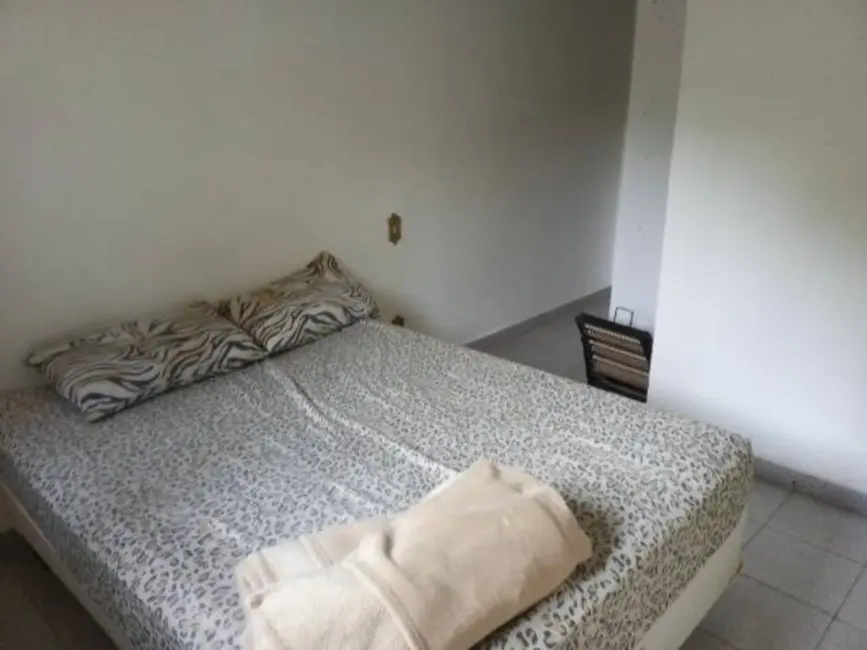 Foto 4 de Chácara com 1 quarto à venda, 75m2 em Chácaras Clube Castanheiro, Varzea Paulista - SP