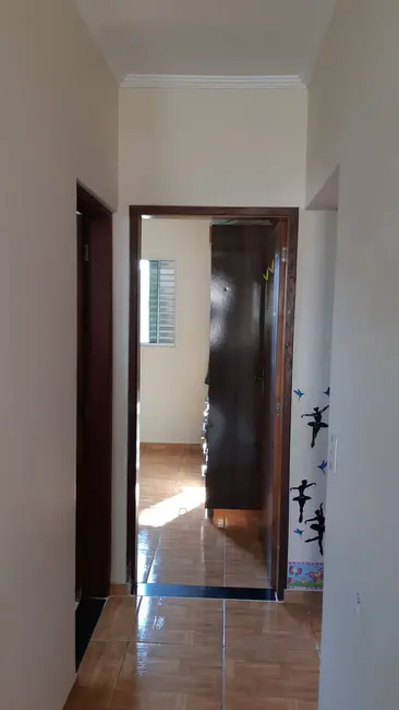 Casa com 3 quartos à venda, 250m2 em Vila Firenze (Botujuru), Campo Limpo Paulista - SP - imagem 4 Foto 4 de Casa com 3 quartos à venda, 250m2 em Vila Firenze (Botujuru), Campo Limpo Paulista - SP