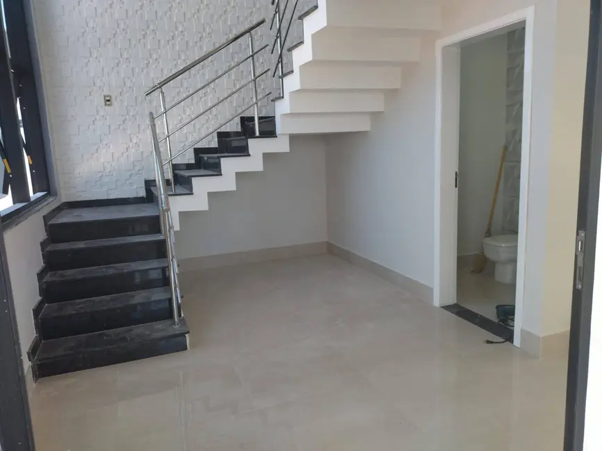 Foto 1 de Casa com 3 quartos à venda, 245m2 em Itupeva - SP