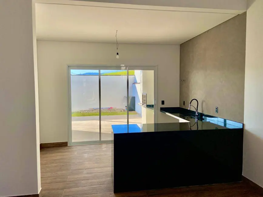 Foto 4 de Casa de Condomínio com 2 quartos à venda, 167m2 em Cabreuva - SP