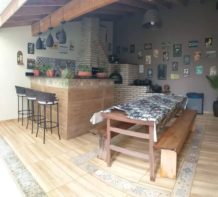 Casa com 3 quartos à venda, 203m2 em Jardim Tarumã, Jundiai - SP - imagem 8 Foto 8 de Casa com 3 quartos à venda, 203m2 em Jardim Tarumã, Jundiai - SP