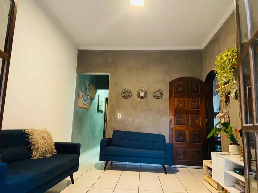 Casa com 3 quartos à venda, 203m2 em Jardim Tarumã, Jundiai - SP - imagem 3 Foto 3 de Casa com 3 quartos à venda, 203m2 em Jardim Tarumã, Jundiai - SP