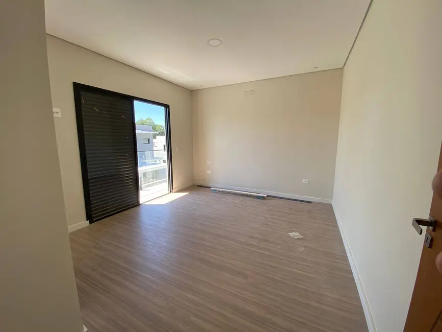 Casa de Condomínio com 3 quartos à venda, 215m2 em Itupeva - SP - imagem 9 Foto 9 de Casa de Condomínio com 3 quartos à venda, 215m2 em Itupeva - SP