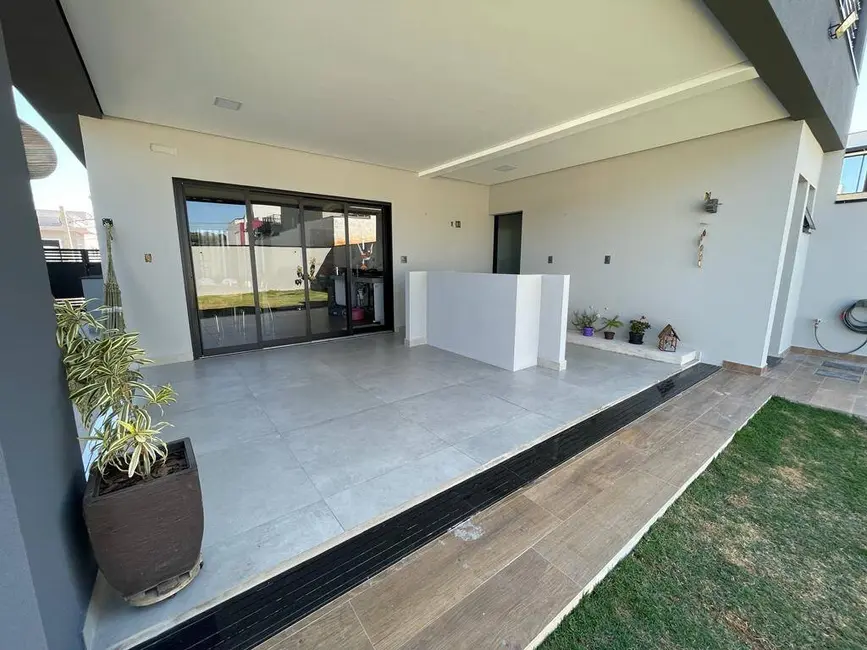 Foto 2 de Casa de Condomínio com 3 quartos à venda, 248m2 em Recanto Quarto Centenário, Jundiai - SP