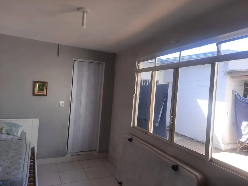 Casa com 4 quartos à venda e para alugar, 180m2 em Vila Rio Branco, Jundiai - SP - imagem 9 Foto 9 de Casa com 4 quartos à venda e para alugar, 180m2 em Vila Rio Branco, Jundiai - SP