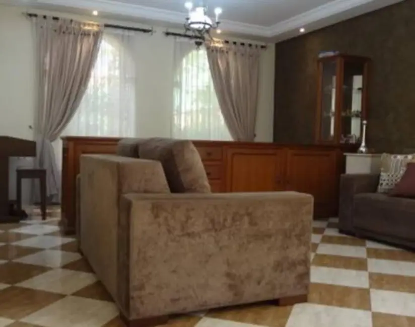 Casa com 3 quartos à venda, 223m2 em Vila Vianelo, Jundiai - SP - imagem 5 Foto 5 de Casa com 3 quartos à venda, 223m2 em Vila Vianelo, Jundiai - SP