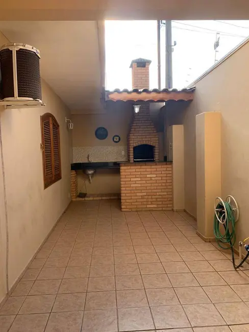 Casa com 3 quartos à venda, 135m2 em Jardim Danúbio, Jundiai - SP - imagem 3 Foto 3 de Casa com 3 quartos à venda, 135m2 em Jardim Danúbio, Jundiai - SP