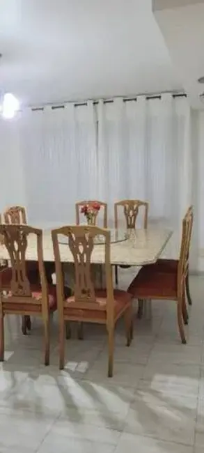 Sobrado com 3 quartos à venda, 400m2 em Parque Nova Suíça, Valinhos - SP - imagem 4 Foto 4 de Sobrado com 3 quartos à venda, 400m2 em Parque Nova Suíça, Valinhos - SP