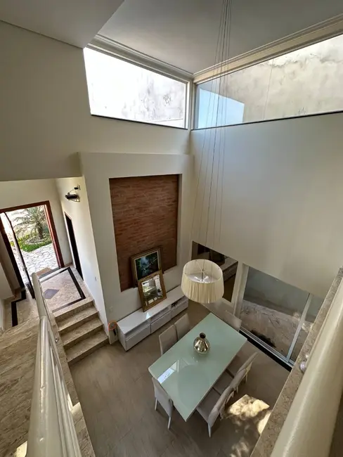 Foto 2 de Casa de Condomínio com 5 quartos à venda, 248m2 em Jardim Monte Verde, Valinhos - SP