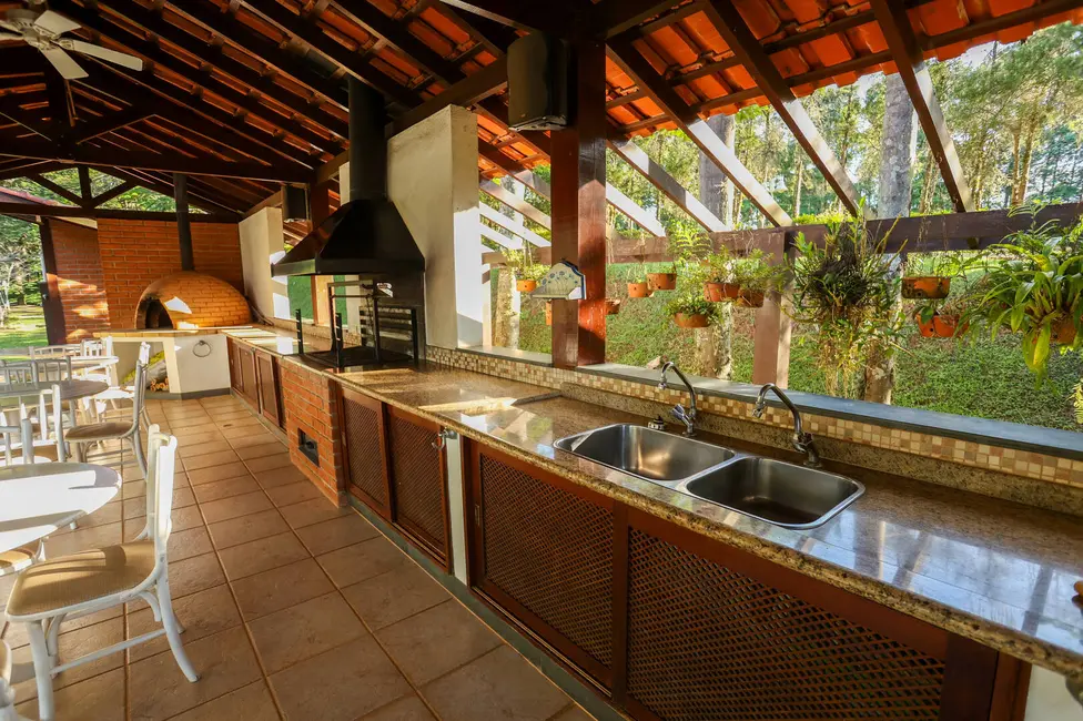 Sítio / Rancho com 6 quartos à venda, 23400m2 em Louveira - SP - imagem 7 Foto 7 de Sítio / Rancho com 6 quartos à venda, 23400m2 em Louveira - SP