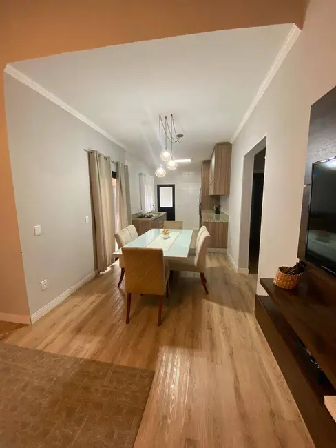 Foto 2 de Casa com 3 quartos à venda, 150m2 em Itupeva - SP