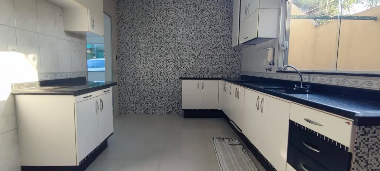 Foto 2 de Sobrado com 2 quartos à venda, 318m2 em Cidade Nova, Jundiai - SP