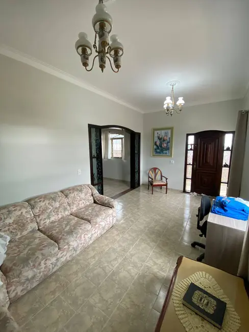 Sobrado com 5 quartos para alugar, 350m2 em Parque Centenário, Jundiai - SP - imagem 8 Foto 8 de Sobrado com 5 quartos para alugar, 350m2 em Parque Centenário, Jundiai - SP