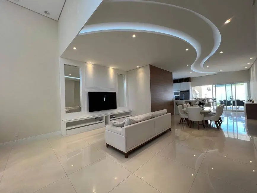 Foto 1 de Casa de Condomínio com 3 quartos à venda, 260m2 em Jundiai - SP