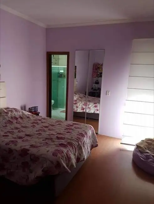 Sobrado com 3 quartos à venda, 360m2 em Jardim Brasil, Jundiai - SP - imagem 6 Foto 6 de Sobrado com 3 quartos à venda, 360m2 em Jardim Brasil, Jundiai - SP
