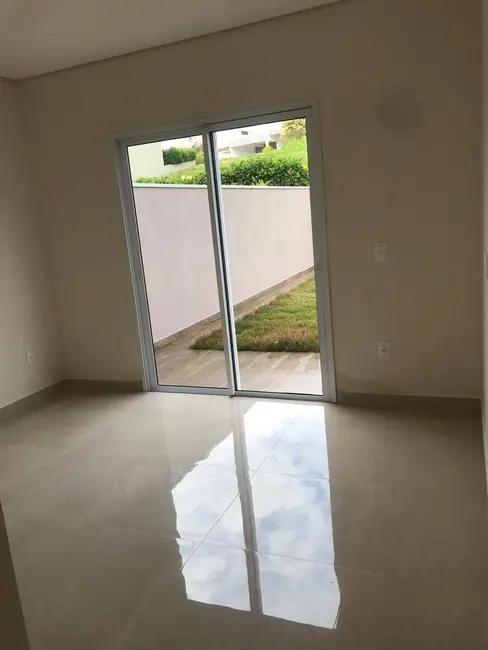 Foto 9 de Casa de Condomínio com 3 quartos à venda, 220m2 em Jundiai - SP