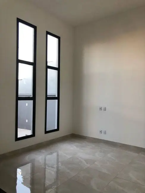 Casa com 3 quartos à venda, 105m2 em Vila Rio Branco, Jundiai - SP - imagem 4 Foto 4 de Casa com 3 quartos à venda, 105m2 em Vila Rio Branco, Jundiai - SP