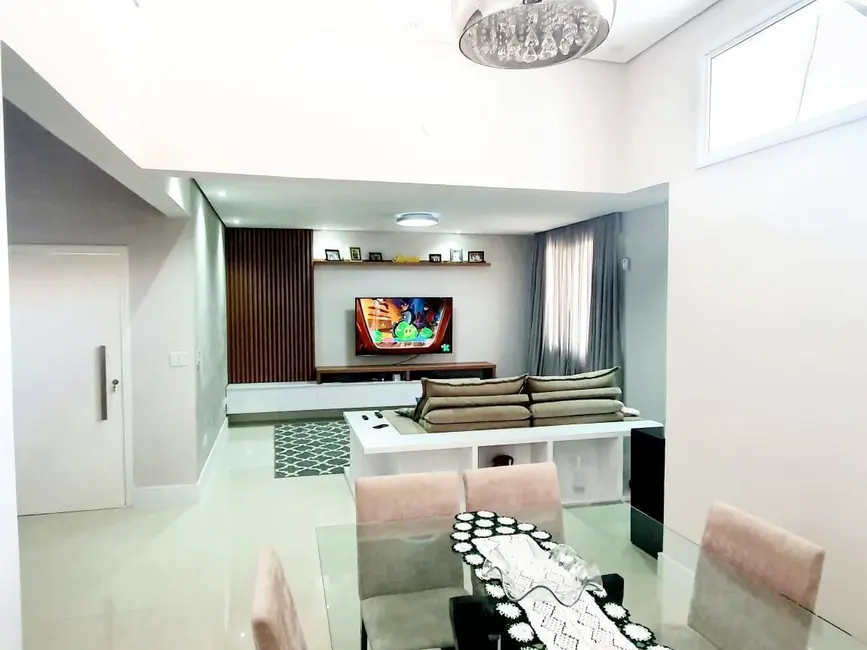 Foto 2 de Casa de Condomínio com 3 quartos à venda, 306m2 em Louveira - SP