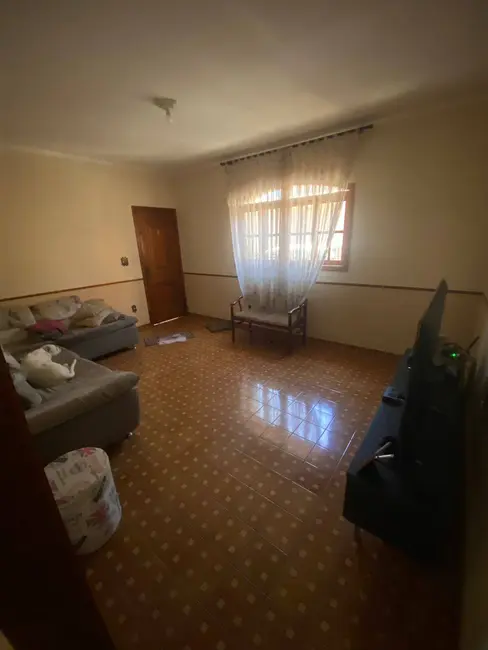 Casa com 4 quartos à venda, 242m2 em Vila Joana, Jundiai - SP - imagem 3 Foto 3 de Casa com 4 quartos à venda, 242m2 em Vila Joana, Jundiai - SP
