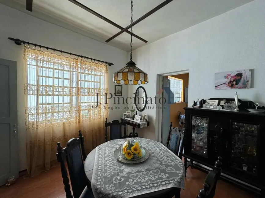 Casa com 3 quartos à venda, 130m2 em Centro, Jundiai - SP - imagem 8 Foto 8 de Casa com 3 quartos à venda, 130m2 em Centro, Jundiai - SP