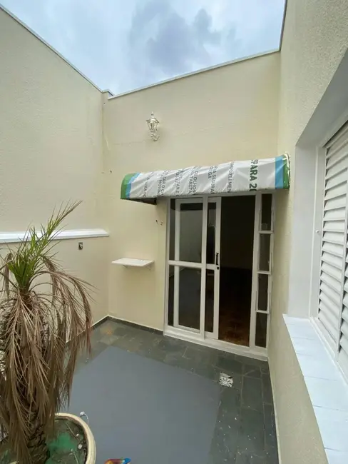 Casa com 3 quartos à venda, 120m2 em Parque Brasília, Jundiai - SP - imagem 4 Foto 4 de Casa com 3 quartos à venda, 120m2 em Parque Brasília, Jundiai - SP