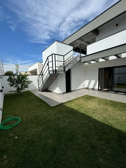 Foto 1 de Casa de Condomínio com 3 quartos à venda, 167m2 em Cabreuva - SP