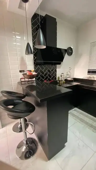 Foto 8 de Casa com 2 quartos à venda, 78m2 em Jundiai - SP