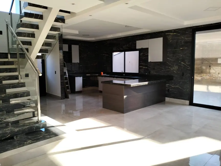 Casa com 3 quartos à venda, 160m2 em Itupeva - SP - imagem 1 Foto 1 de Casa com 3 quartos à venda, 160m2 em Itupeva - SP