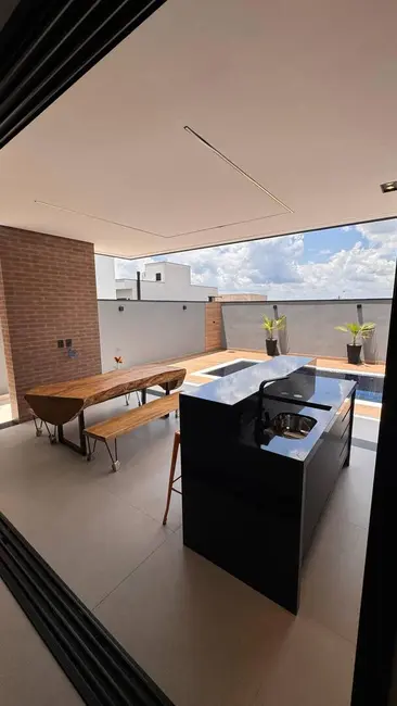 Casa com 3 quartos à venda, 238m2 em Itupeva - SP - imagem 3 Foto 3 de Casa com 3 quartos à venda, 238m2 em Itupeva - SP