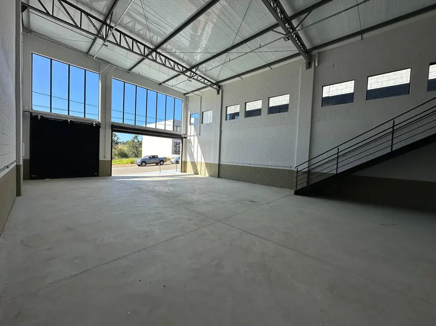 Sala Comercial à venda, 165m2 em Itupeva - SP - imagem 2 Foto 2 de Sala Comercial à venda, 165m2 em Itupeva - SP