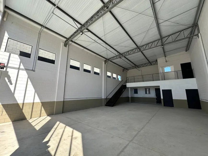 Sala Comercial à venda, 165m2 em Itupeva - SP - imagem 4 Foto 4 de Sala Comercial à venda, 165m2 em Itupeva - SP