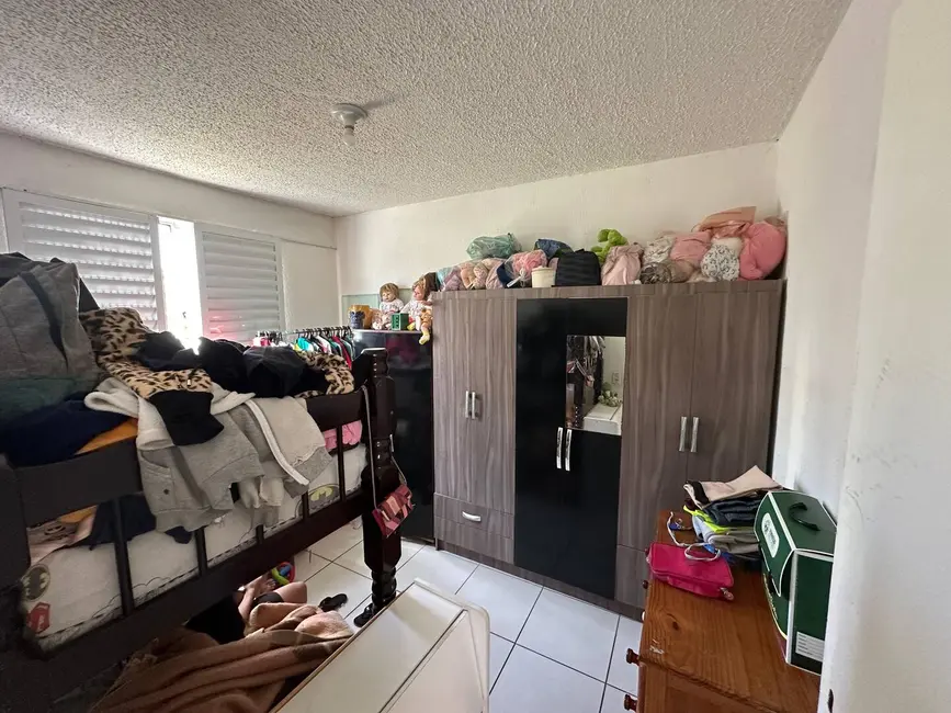 Foto 3 de Apartamento com 2 quartos à venda, 47m2 em Jundiai - SP