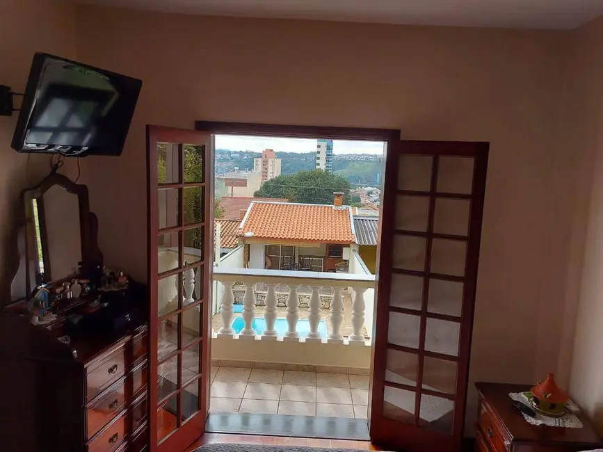 Casa com 3 quartos à venda, 197m2 em Vila Progresso, Jundiai - SP - imagem 4 Foto 4 de Casa com 3 quartos à venda, 197m2 em Vila Progresso, Jundiai - SP