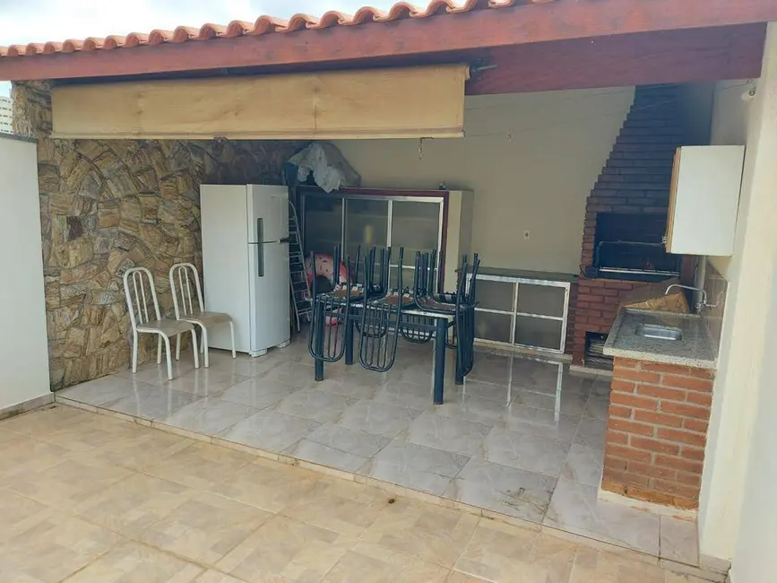 Casa com 3 quartos à venda, 197m2 em Vila Progresso, Jundiai - SP - imagem 3 Foto 3 de Casa com 3 quartos à venda, 197m2 em Vila Progresso, Jundiai - SP
