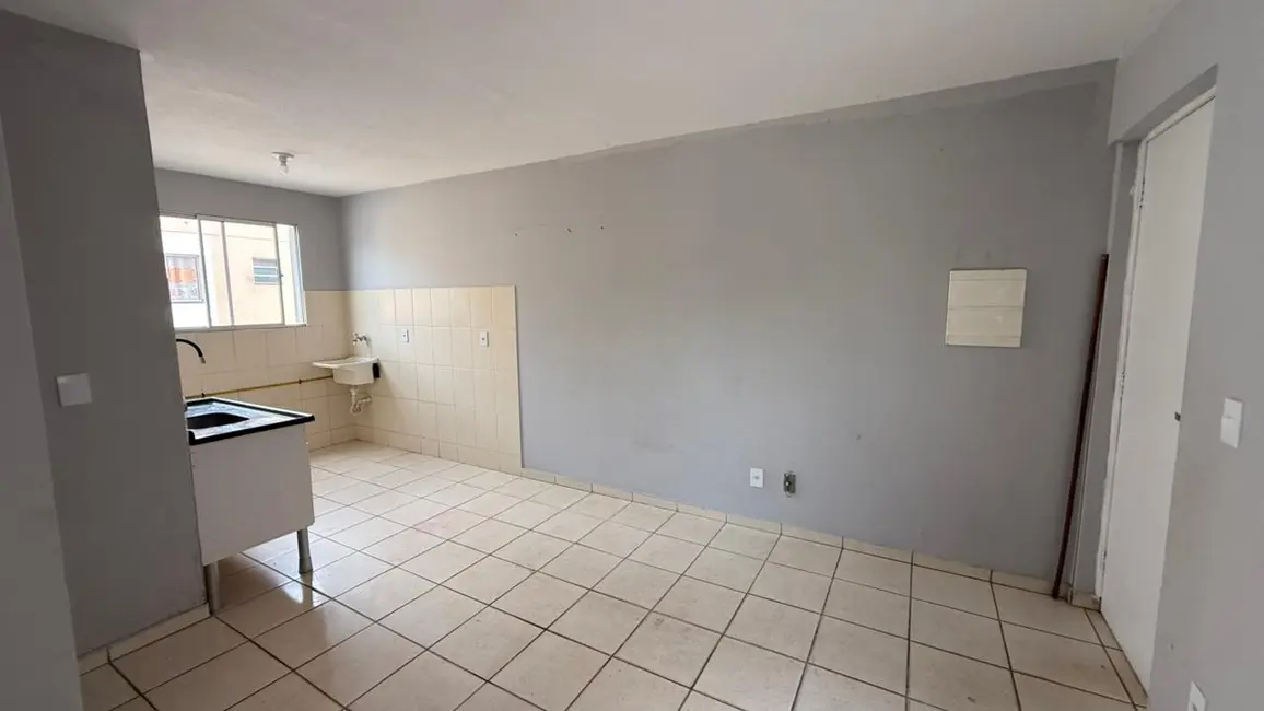 Foto 3 de Apartamento com 2 quartos à venda, 47m2 em Jardim Tupi, Jundiai - SP
