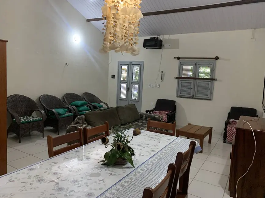 Casa à venda em Cascavel - CE - imagem 10 Foto 10 de Casa à venda em Cascavel - CE