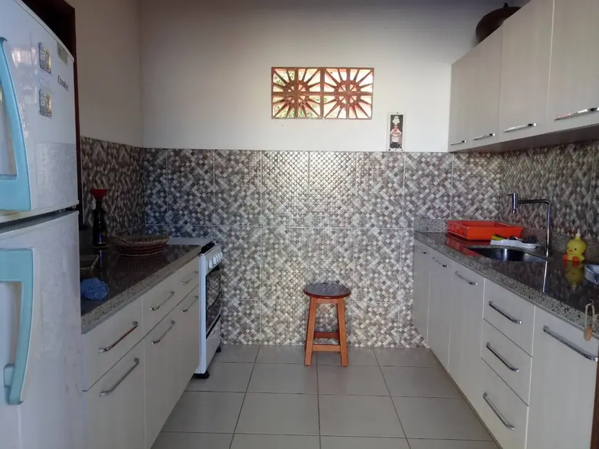 Casa à venda em Cascavel - CE - imagem 10 Foto 10 de Casa à venda em Cascavel - CE