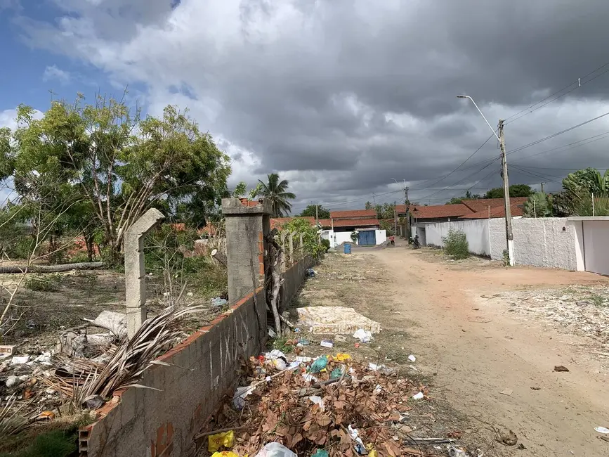 Foto 2 de Terreno / Lote à venda em Cascavel - CE