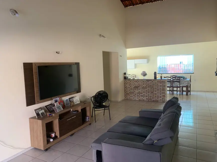 Foto 2 de Casa à venda em Cascavel - CE