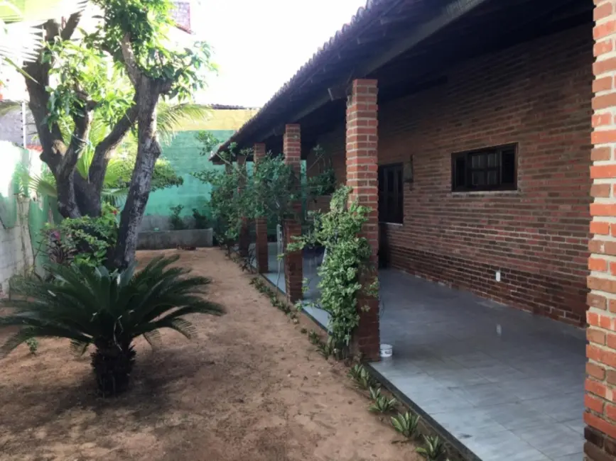 Casa à venda em Cascavel - CE - imagem 16 Foto 16 de Casa à venda em Cascavel - CE