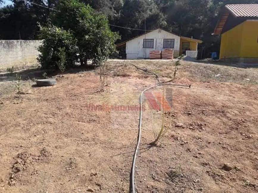 Foto 2 de Chácara com 3 quartos à venda, 404m2 em Ribeirão Vermelho, Quitandinha - PR