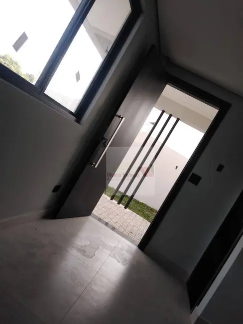 Sobrado com 2 quartos à venda, 112m2 em Iguaçu, Araucaria - PR - imagem 4 Foto 4 de Sobrado com 2 quartos à venda, 112m2 em Iguaçu, Araucaria - PR