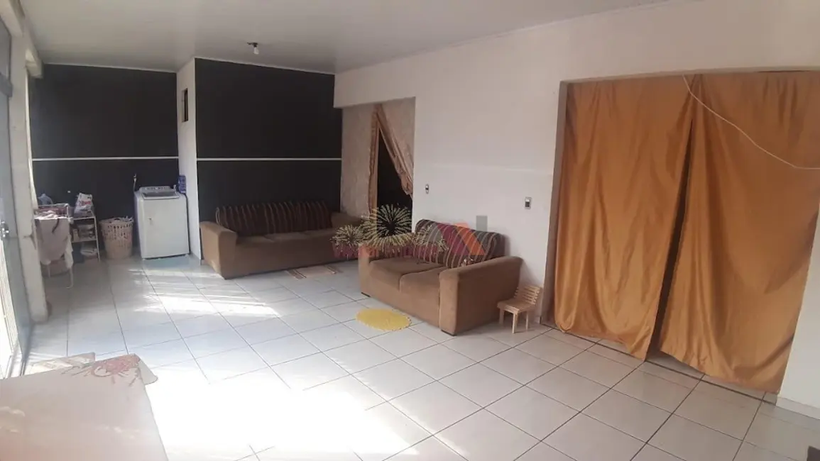 Casa com 3 quartos à venda, 390m2 em Capela Velha, Araucaria - PR - imagem 6 Foto 6 de Casa com 3 quartos à venda, 390m2 em Capela Velha, Araucaria - PR