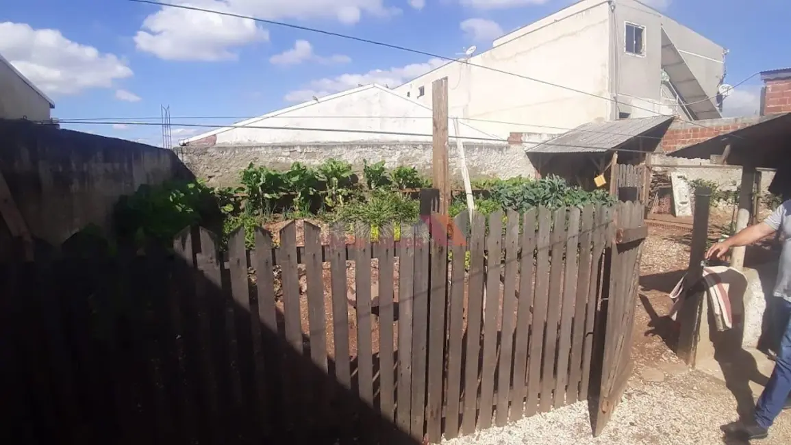 Casa com 3 quartos à venda, 390m2 em Capela Velha, Araucaria - PR - imagem 4 Foto 4 de Casa com 3 quartos à venda, 390m2 em Capela Velha, Araucaria - PR