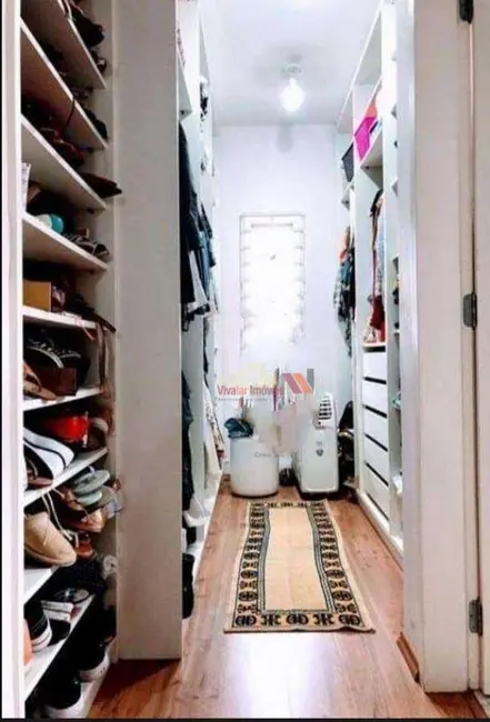 Sobrado com 4 quartos à venda, 510m2 em Porto das Laranjeiras, Araucaria - PR - imagem 6 Foto 6 de Sobrado com 4 quartos à venda, 510m2 em Porto das Laranjeiras, Araucaria - PR