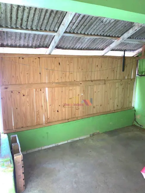 Casa com 2 quartos à venda, 79m2 em Centro, Contenda - PR - imagem 4 Foto 4 de Casa com 2 quartos à venda, 79m2 em Centro, Contenda - PR