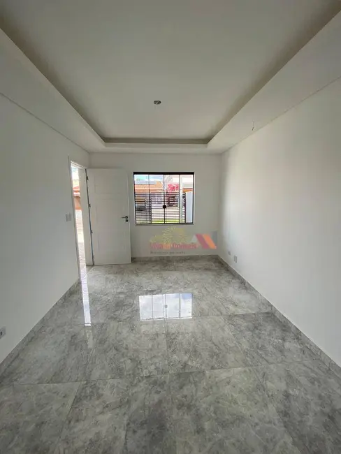 Sobrado com 3 quartos à venda, 150m2 em Fazenda Velha, Araucaria - PR - imagem 4 Foto 4 de Sobrado com 3 quartos à venda, 150m2 em Fazenda Velha, Araucaria - PR