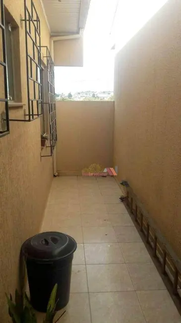 Casa com 3 quartos à venda, 141m2 em Centro, Contenda - PR - imagem 6 Foto 6 de Casa com 3 quartos à venda, 141m2 em Centro, Contenda - PR