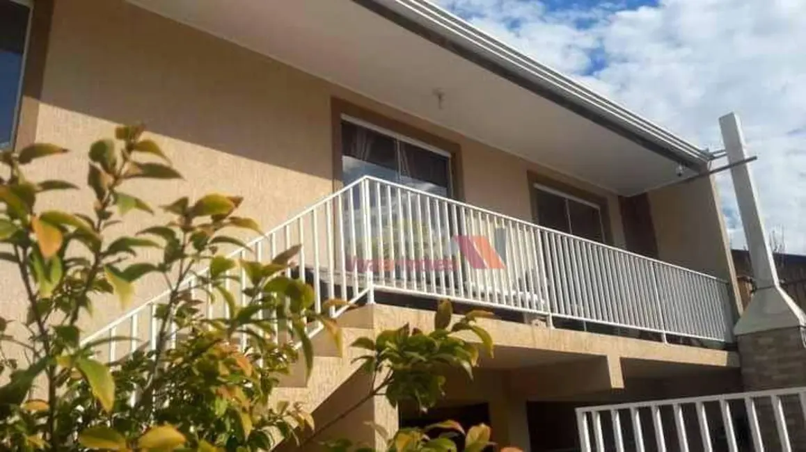 Foto 2 de Casa com 3 quartos à venda, 141m2 em Centro, Contenda - PR