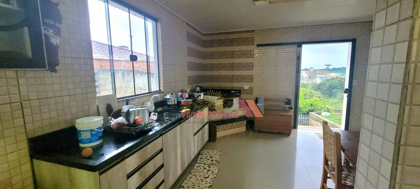Casa com 3 quartos à venda, 360m2 em Centro, Contenda - PR - imagem 6 Foto 6 de Casa com 3 quartos à venda, 360m2 em Centro, Contenda - PR